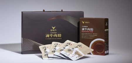 台灣黃牛滴牛肉精16入禮盒｜產銷履歷CAS冷凍牛肉精禮盒